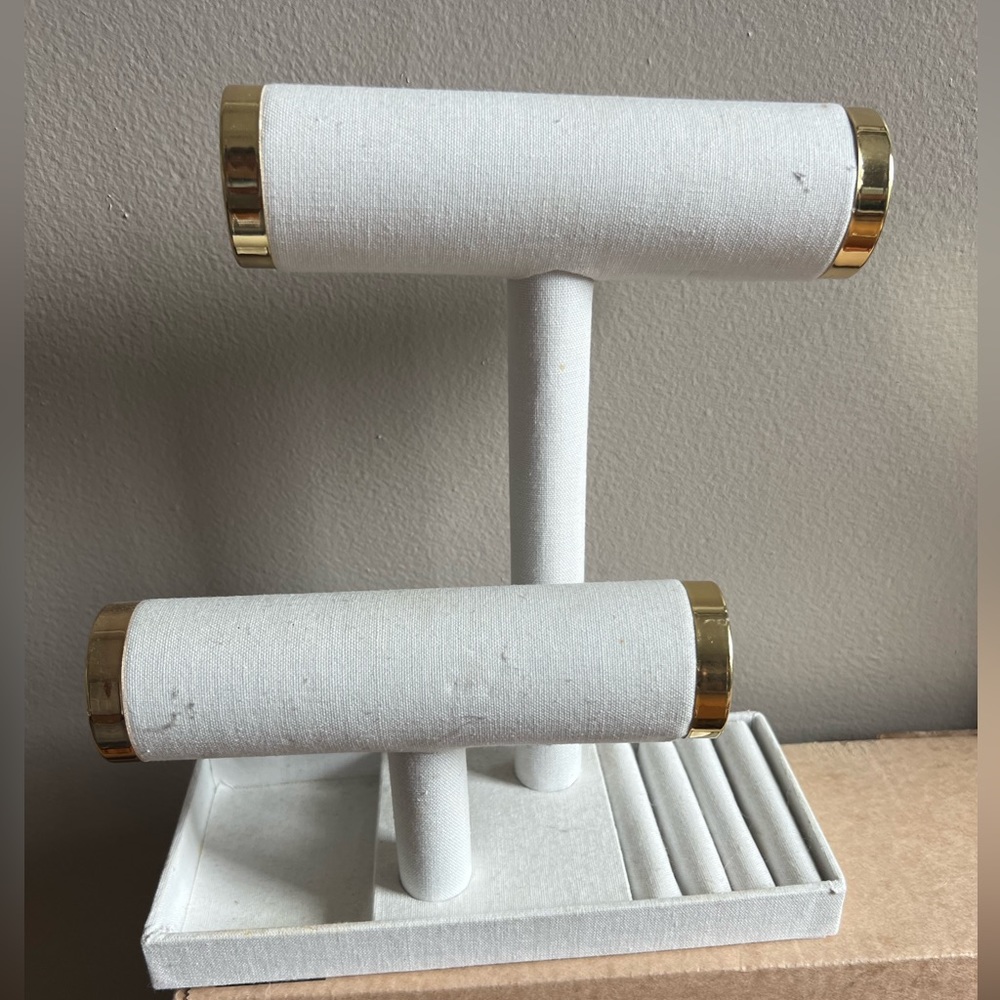 Jewelry Stand